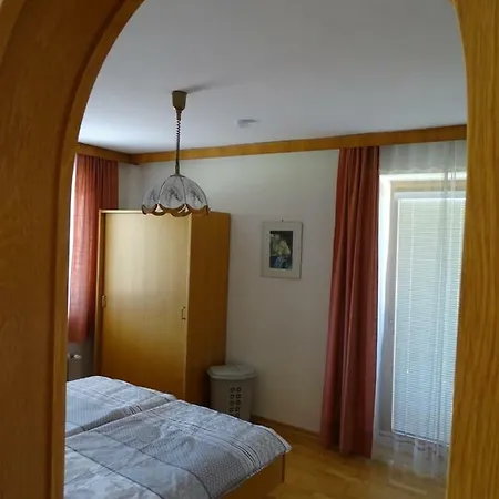 Komar סנט סטפן אן דר גאיל