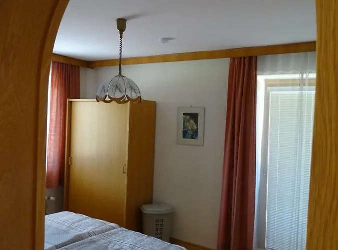 Komar סנט סטפן אן דר גאיל